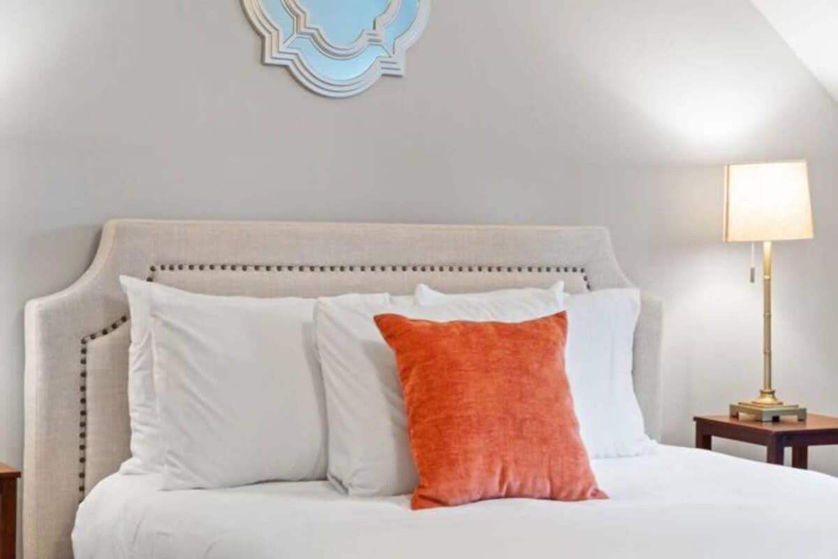 The Campbell Carriage House Apartment Кларксвил Екстериор снимка