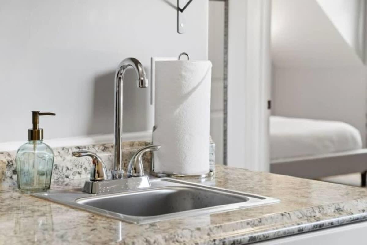 The Campbell Carriage House Apartment Кларксвил Екстериор снимка