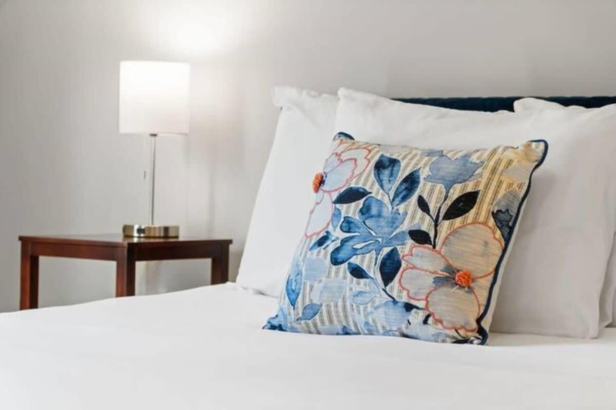 The Campbell Carriage House Apartment Кларксвил Екстериор снимка