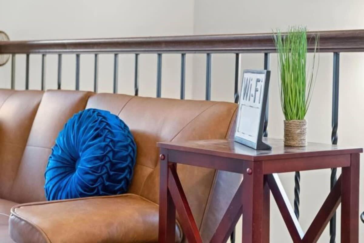 The Campbell Carriage House Apartment Кларксвил Екстериор снимка