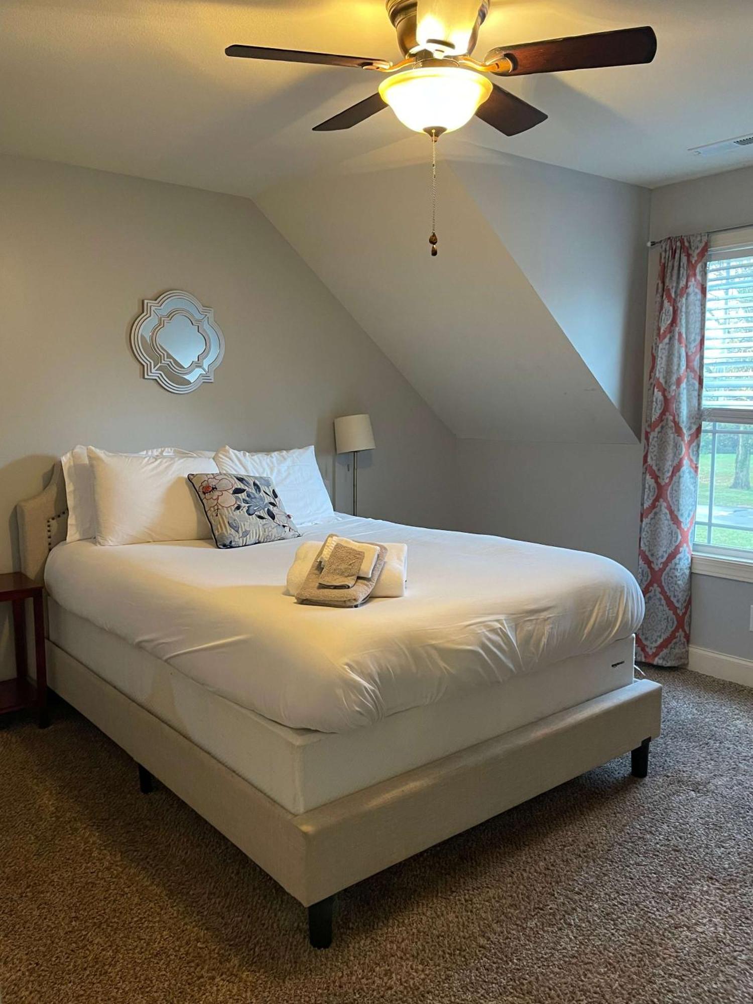 The Campbell Carriage House Apartment Кларксвил Екстериор снимка