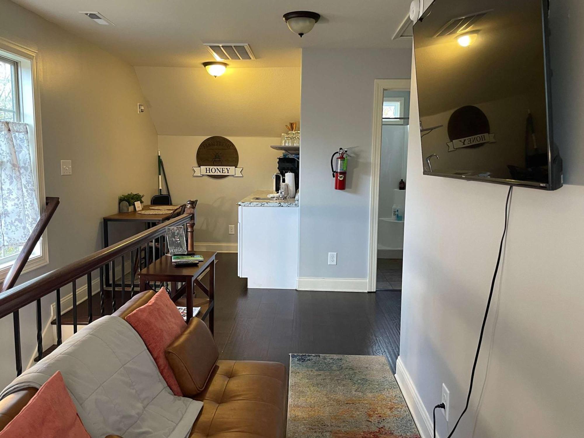 The Campbell Carriage House Apartment Кларксвил Екстериор снимка